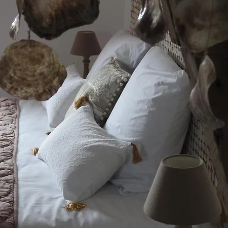 Madura Bed & Breakfast 4*